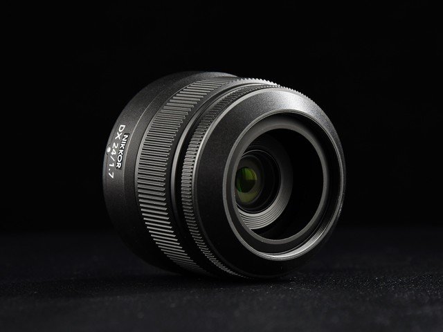 【有料评测】尼克尔Z DX 24mm f/1.7评测:轻量化大光圈定焦镜头