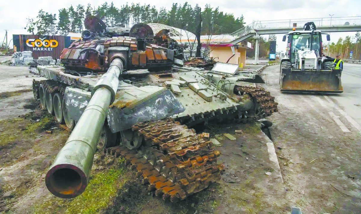 各种坦克残骸成为俄乌冲突的标志性照片