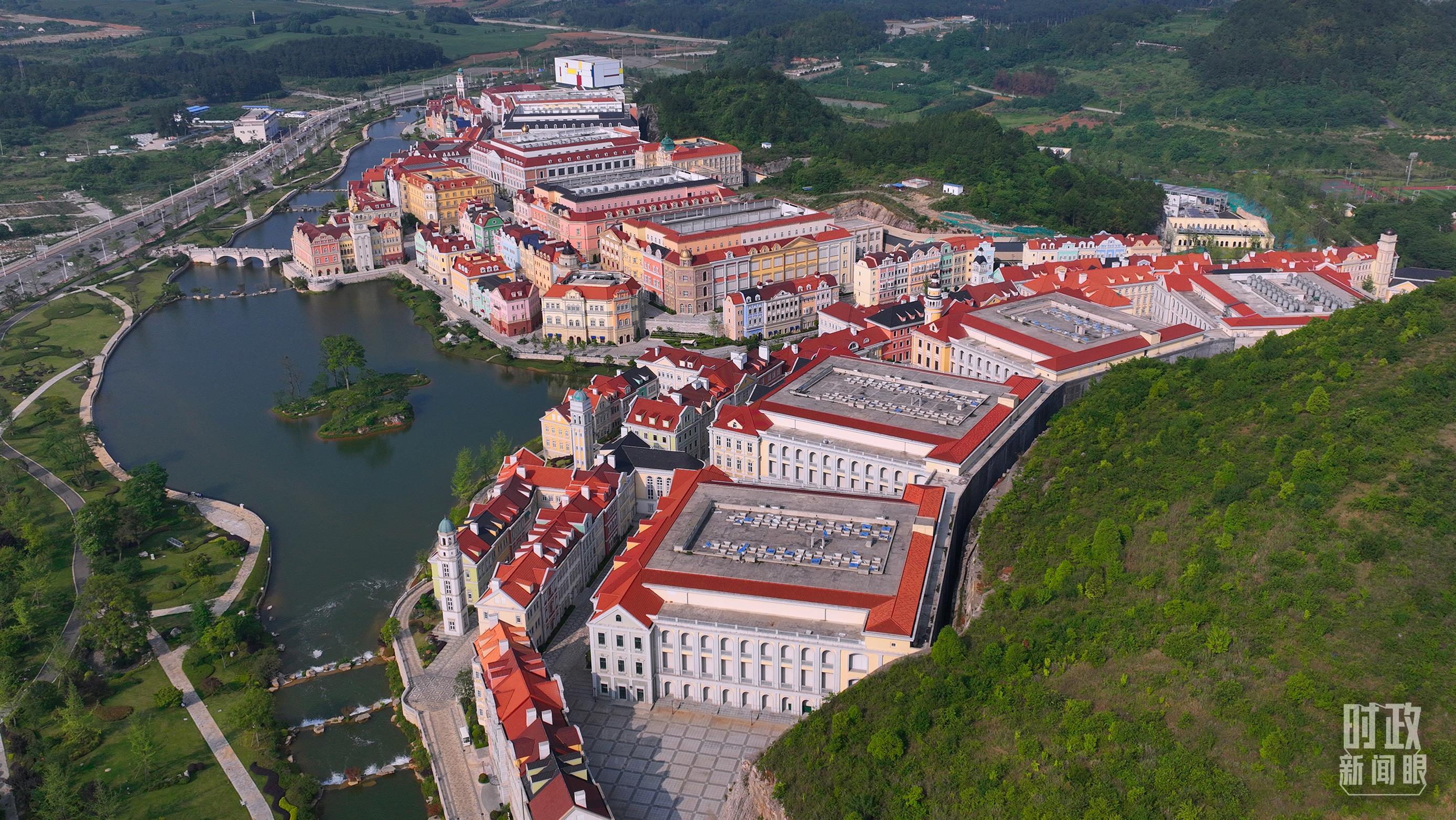 △贵州贵安新区华为数据中心。(图/视觉中国)