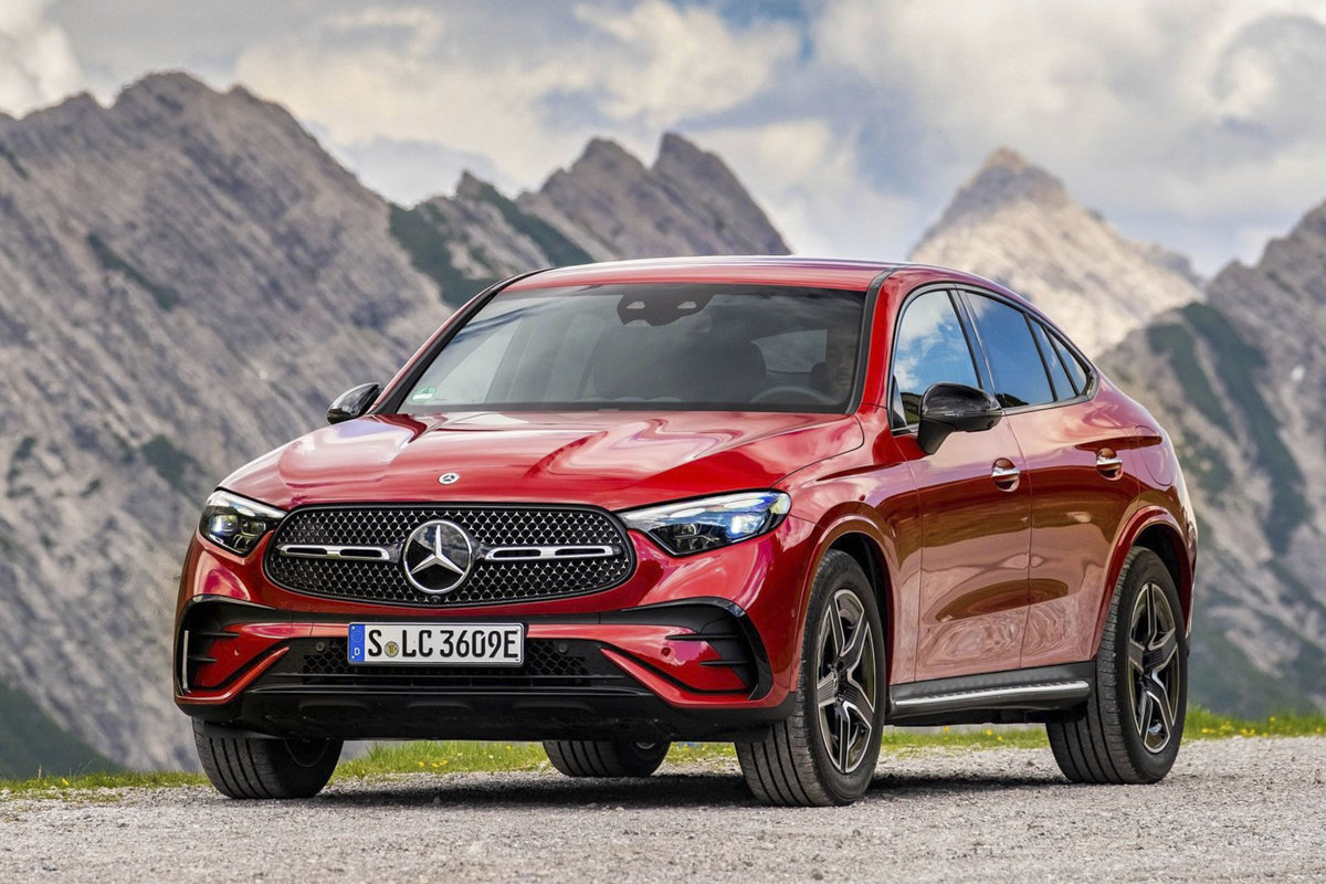 日前,梅赛德斯-奔驰发布了全新奔驰glc轿跑suv插电混动版车型的官图