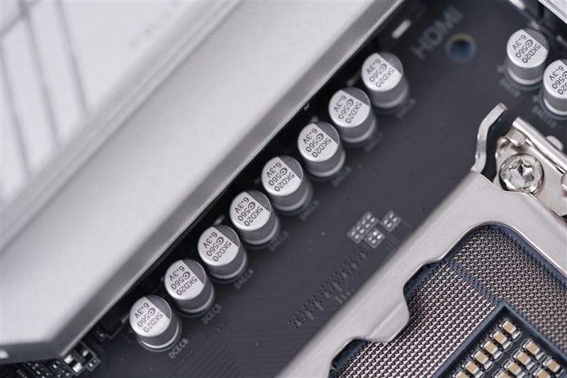 技嘉小雕B760M AORUS ELITE AX主板评测:温控优秀 DDR5-8000轻松达成!