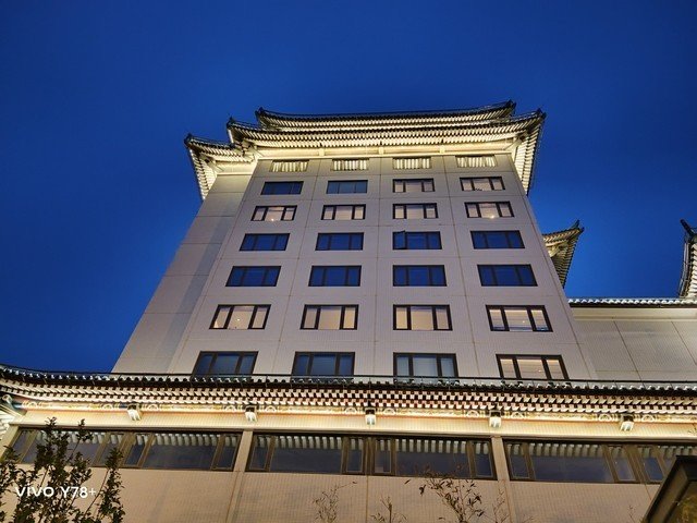 1599元搭载光学防抖 vivo Y78+影像实测