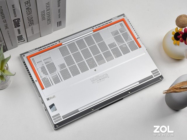 体验华硕无畏Pro16 2023旗舰版:性能释放堪比专业游戏本