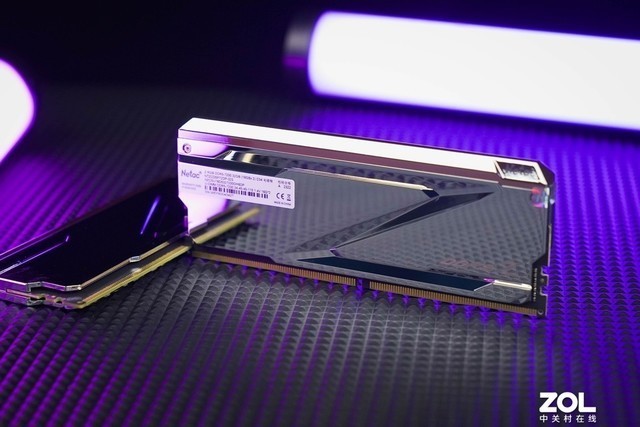 【有料评测】朗科Z RGB DDR5-7200内存评测 7800MT/s超频达成