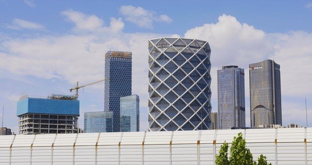 购4500万像素佳能EOS R5赢取变形金刚好礼