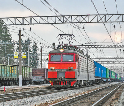 京平综合物流枢纽中欧班列（北京—莫斯科）抵达俄罗斯莫斯科州别雷拉斯特火车站。新华社记者 曹 阳摄
