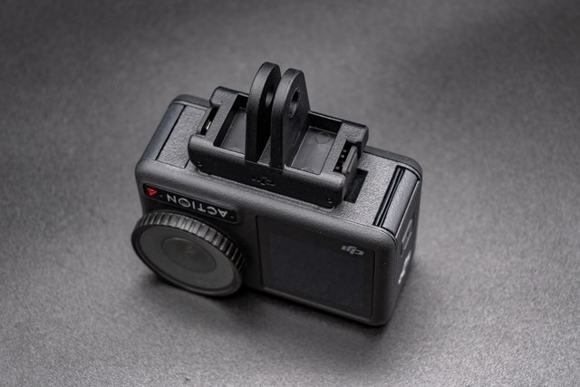大疆Osmo Action 4运动相机评测:1/1.3英寸+18米裸机防水+耐低温长续航电池