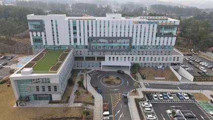 韩国媒体报道,30多岁中国籍男子涉嫌违反儿童福祉法在韩国济州岛被起诉