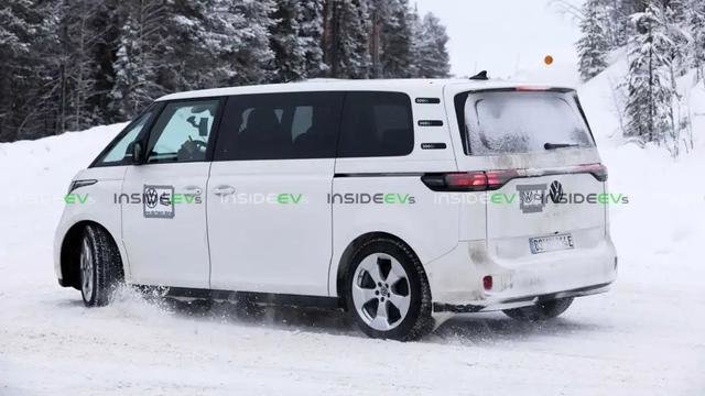 mpv也玩加长这台小巴车国产卖什么价有市场