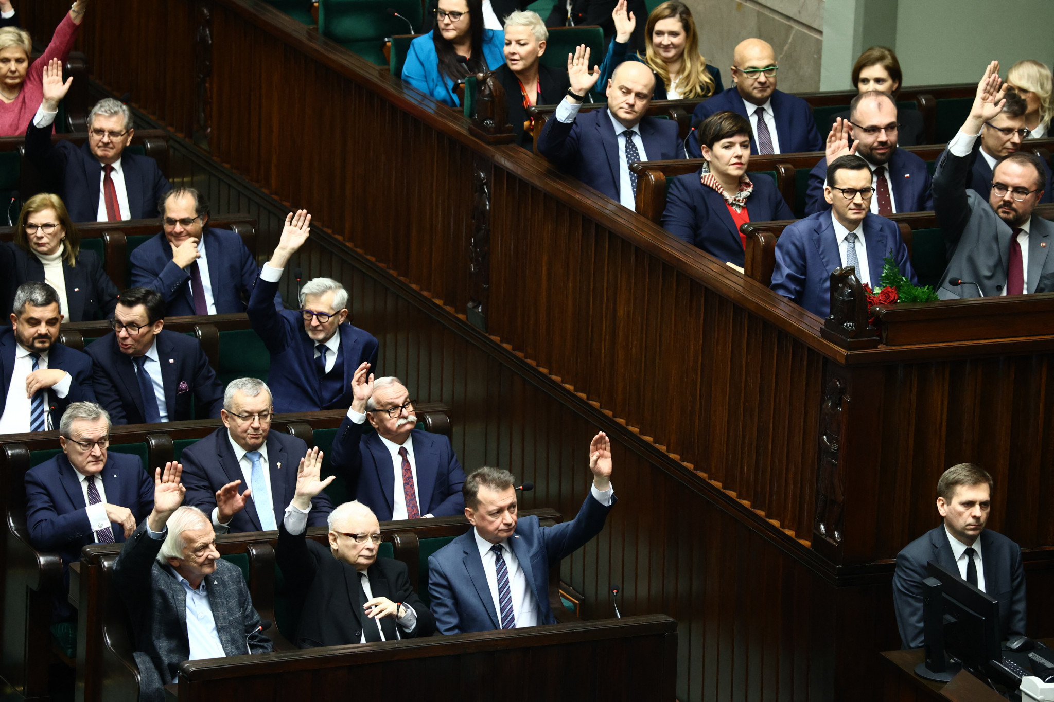 当地时间2023年12月11日，波兰华沙，由波兰总理莫拉维茨基领导的新政府未能通过众议院信任投票，这意味着新政府在就职14天后将解散。
