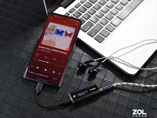 【有料评测】飞傲KA5小尾巴解码耳放:成功解锁私人音乐殿堂