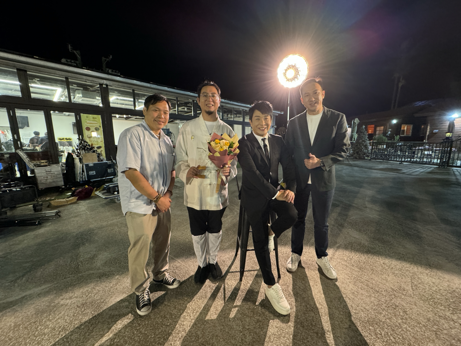 雷电道长枫燧夺香港《通灵之王2》冠军，道家文化大放异彩_凤凰网区域_凤凰网