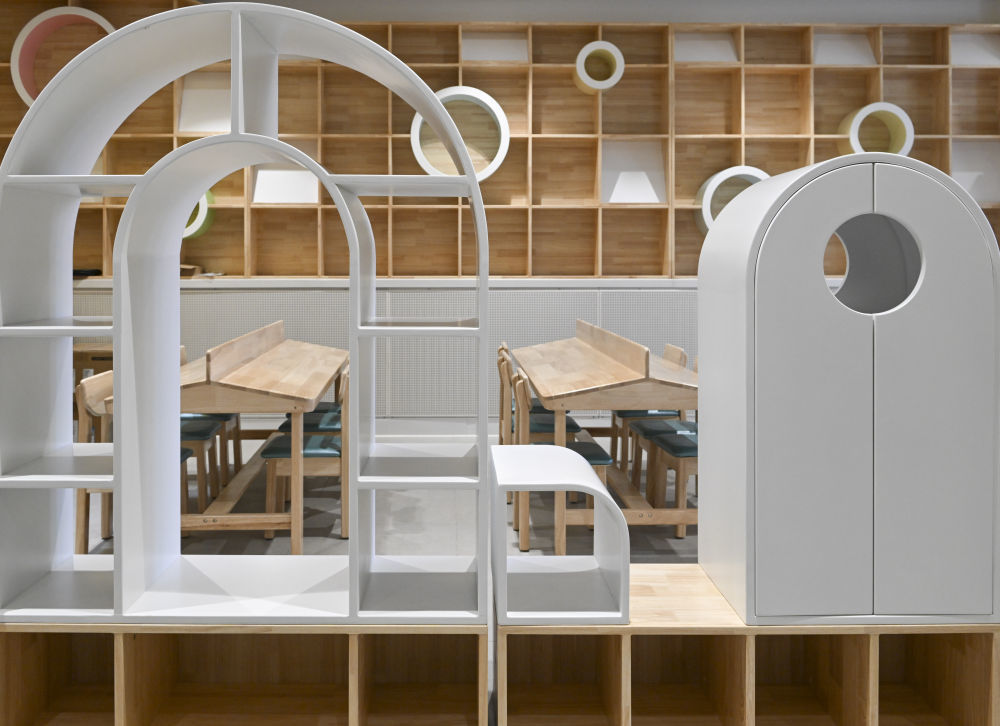 这是7月11日拍摄的雄安北海幼儿园一角。