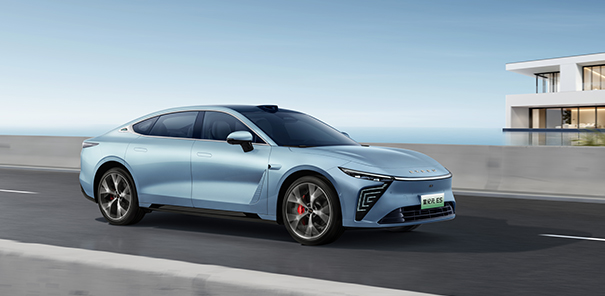 22.58万起/全系空气悬架/续航破900km,星纪元ES和智界S7谁更香?