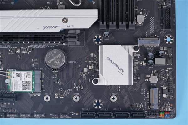 新一代甜品主板!铭瑄终结者B760M D4 WIFI图赏