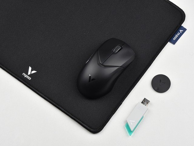 【有料评测】雷柏V2M 4K无线接收器:电竞外观 解锁更高性能