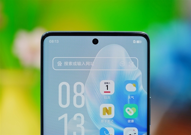8mm机身下的续航王者!vivo S18评测:5000mAh超薄蓝海电池 轻松用一天半