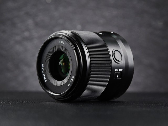【有料评测】永诺YN35mm F2Z DF DSM评测:1799元国产全画幅自动对焦镜头