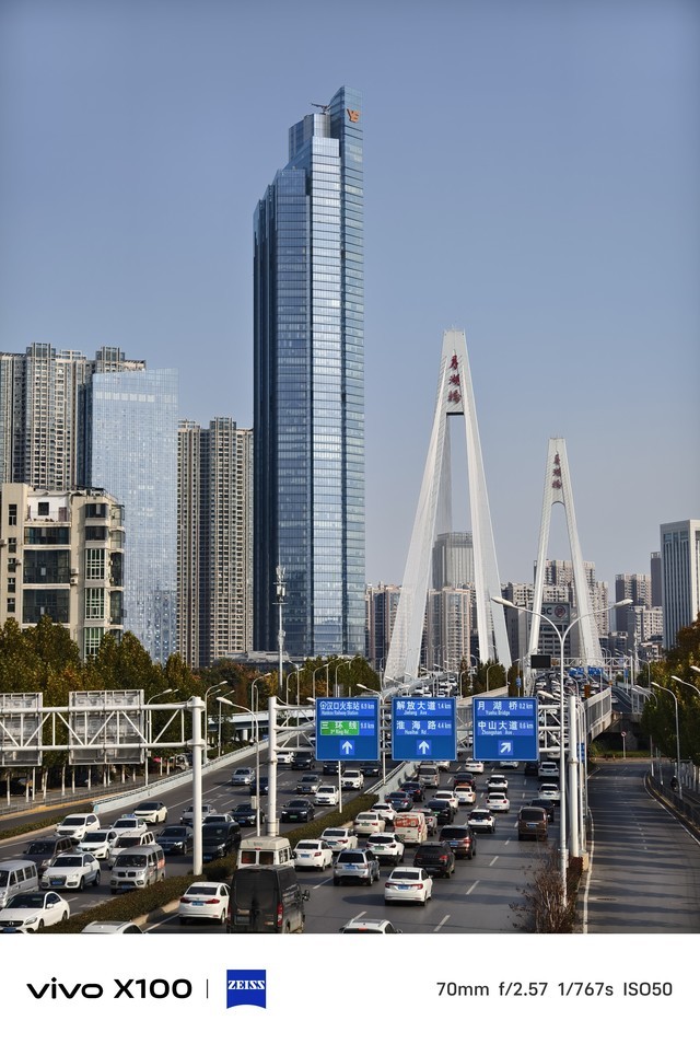 标准版也有Pro级潜望镜头 vivo X100蔡司长焦镜头体验分享
