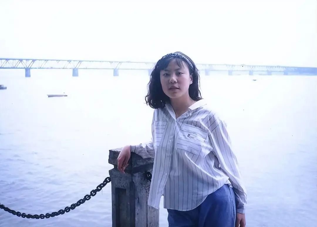 50岁朱令近照曝光,被投毒29年后,她还能等来正义吗_凤凰网