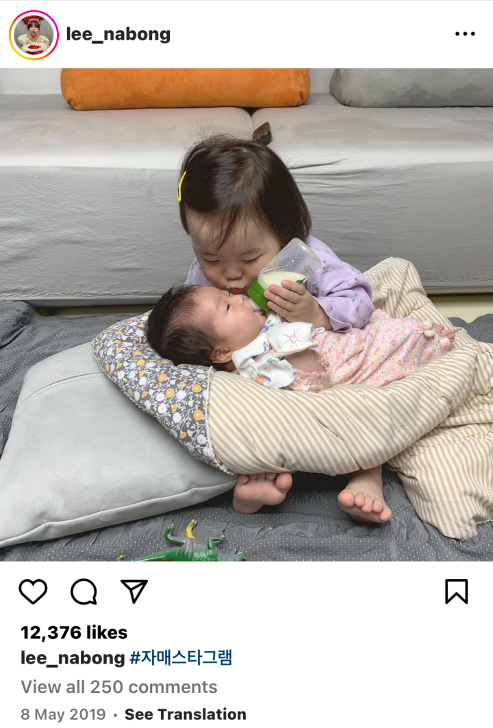 还记得韩国表情包小女孩黄河温吗?长这么大了? 还记得韩国表情包小女孩黄河温吗?长这么大了?