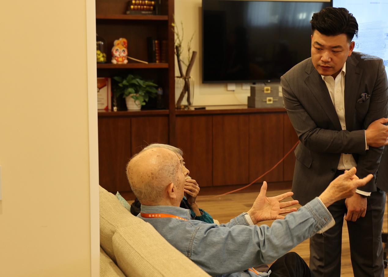 如图片无法显示,请刷新页面