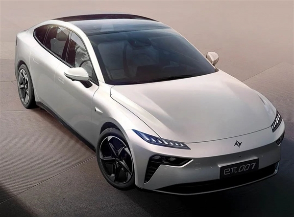 剪刀门不值钱了!东风eπ 007官图发布:增程、纯电全都有