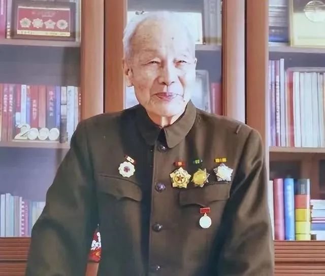 ·涂通今和爱人王黎。