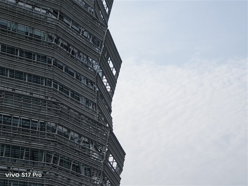 8mm机身以下我最能打!vivo S17 Pro评测:3499元轻薄手机之王