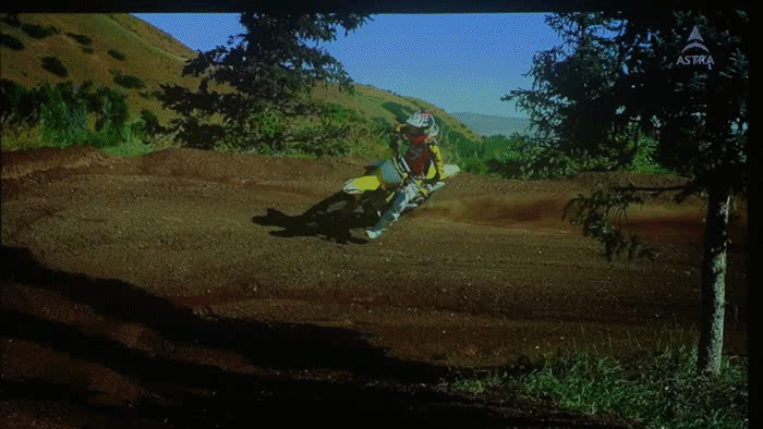 当贝D5X Pro轻薄激光投影评测:薄至一本书 小体积也能实现高亮度