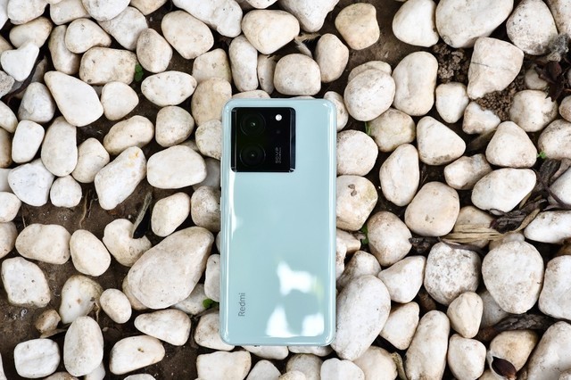 3000元价位性能手机横评,一加红米真我iQOO谁更值?