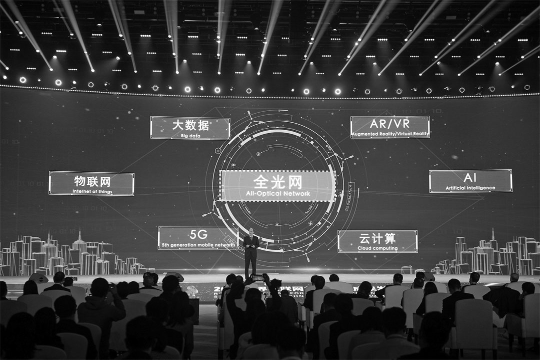 边缘计算+人工智能、大数据……架起军事智能化的桥梁