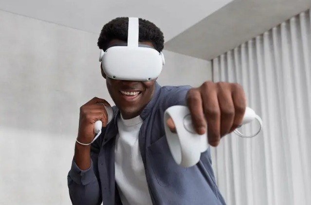 VR和AR眼镜买谁更合适?其实是梦幻与现实的选择