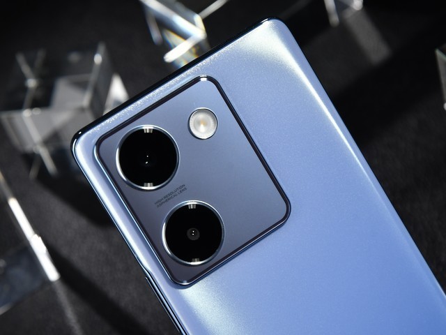 vivo Y100评测:超薄5000mAh长续航,512GB大内存流畅耐用