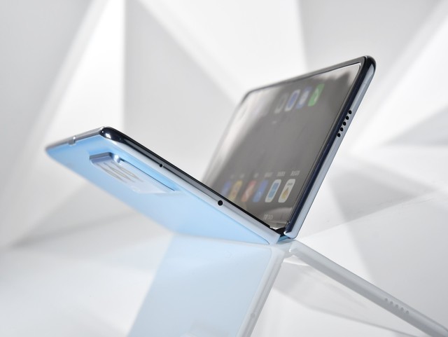 荣耀Magic Vs2上手评测:6999元的大折叠能买吗?