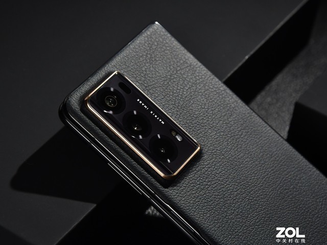 荣耀Magic V2评测:让我告别直板机的折叠屏普及之作