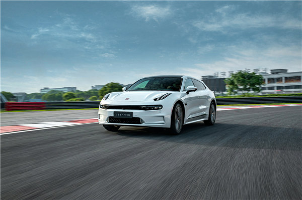 首批欧洲版极氪001下线:老外买比国人贵17万