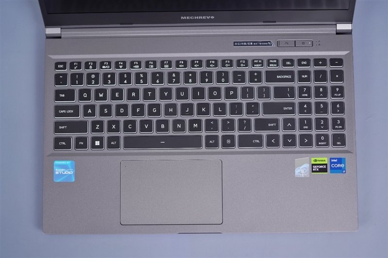 如何做到5999元!机械革命极光Pro评测:i7-12650H+ RTX 4060当今最具性价比组合