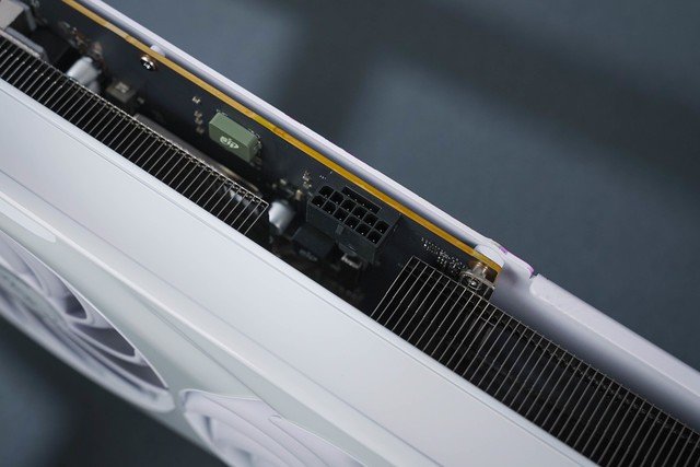 铭瑄RTX 4070瑷珈评测 瑷珈的进化之路