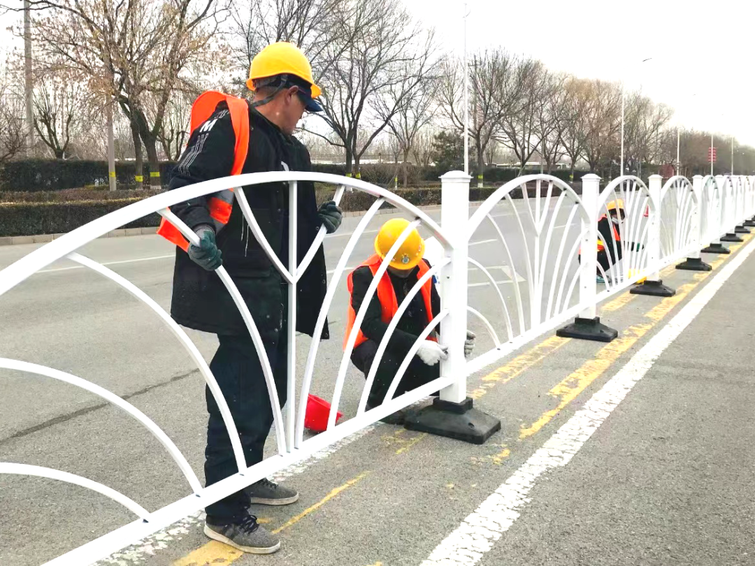 首都机场周边重点区域综合治理提升项目施工现场。