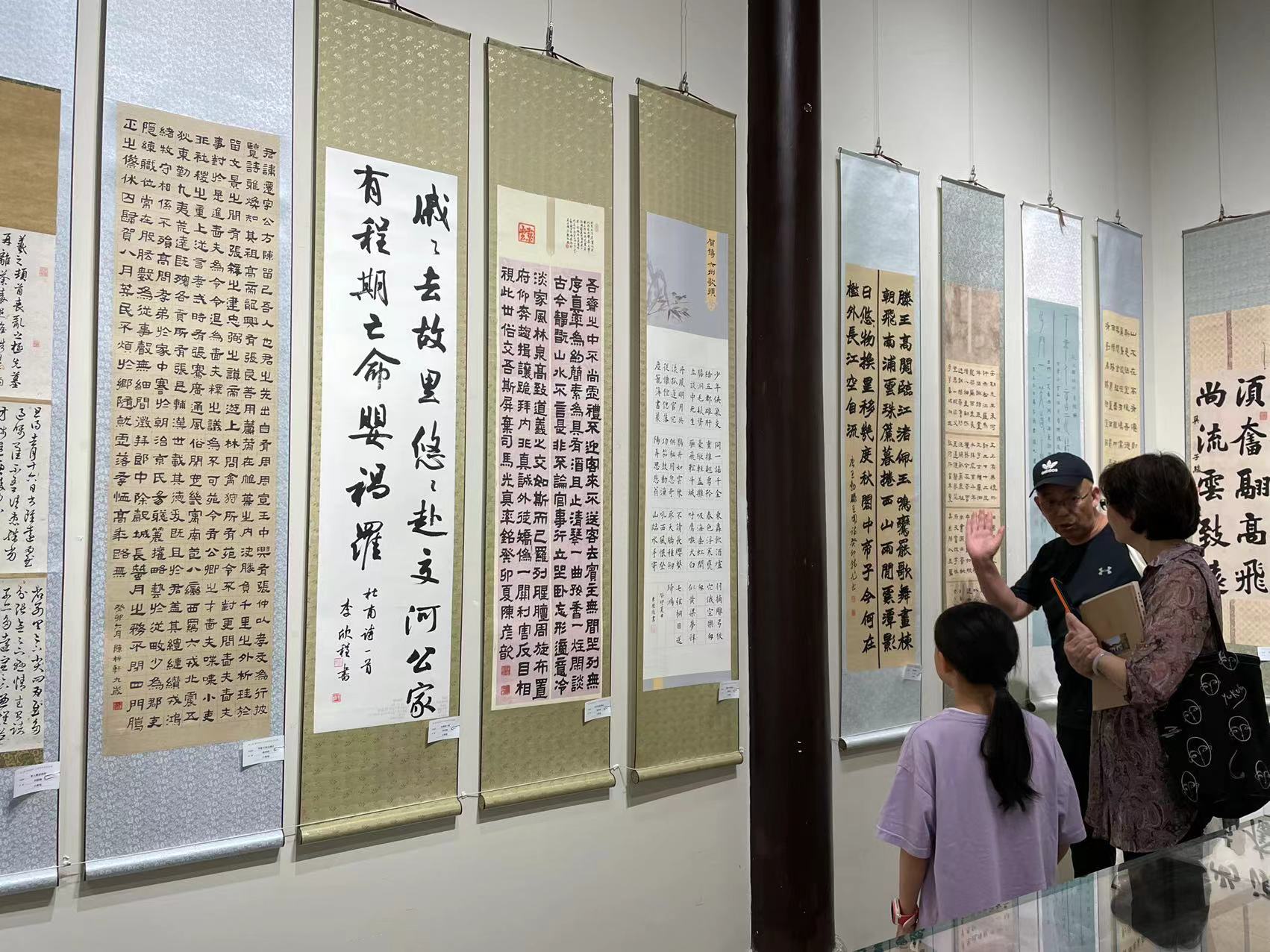 从“胡问遂杯”书法展看上海学生书法的传承与学习_凤凰网