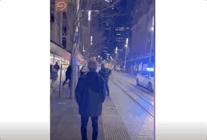 “该死的亚洲脸!”中国留学生除夕夜遇袭,遭辱骂推搡!使馆发提醒