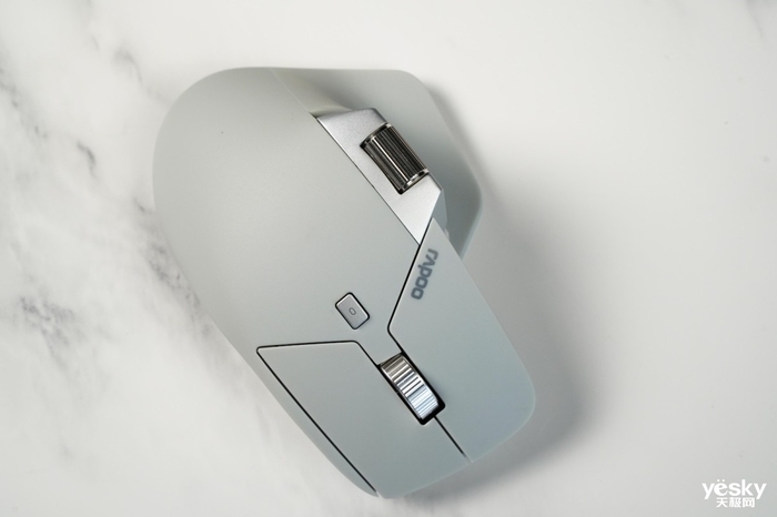 M+无线跨屏技术 霍尔磁感应侧滚轮 雷柏MT760L多模无线鼠标评测