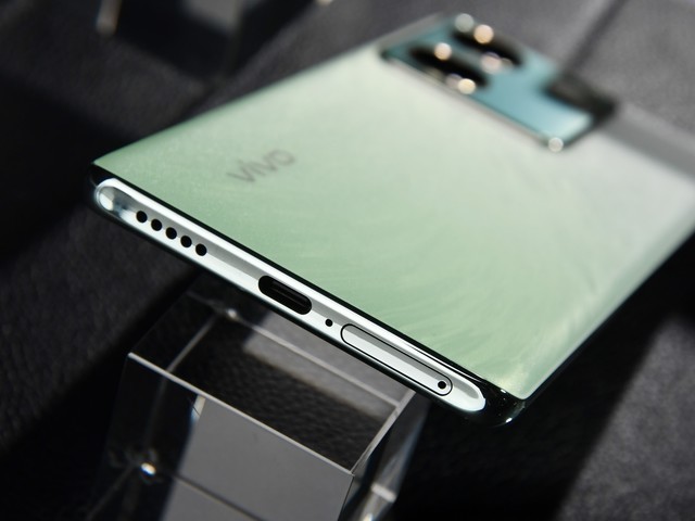 vivo Y100评测:超薄5000mAh长续航,512GB大内存流畅耐用