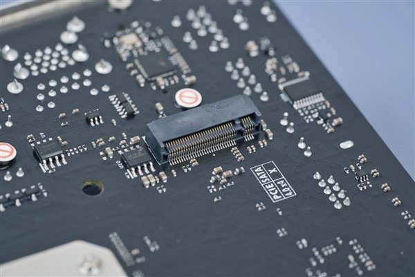 小主机选它没错!铭瑄终结者B760ITX D4 WIFI主板图赏