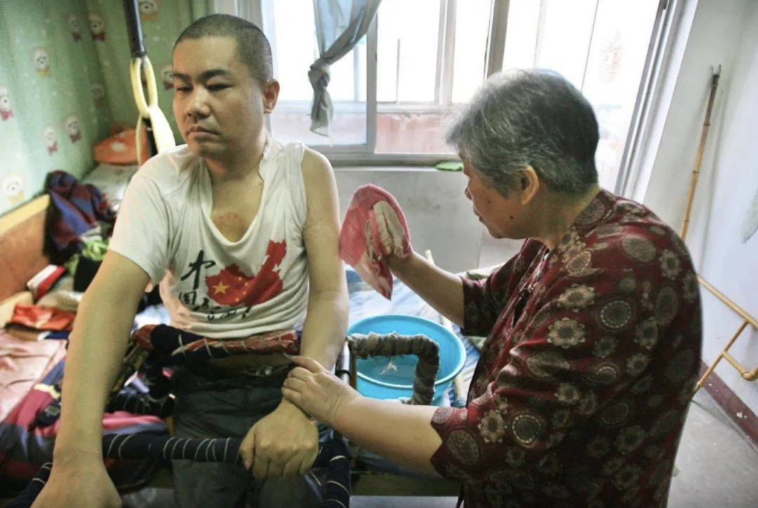 身患绝症的他,创立了中国最恐怖网站