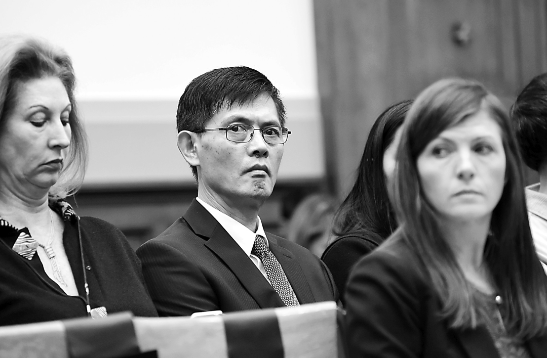 美国迫害华裔科学家 都是被中国逼的？