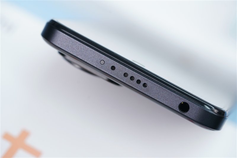 新一代性能小金刚Redmi Note 12T Pro评测:升级天玑8200-Ultra、满血11小时续航!