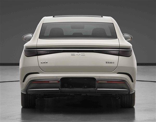 亏电百公里油耗3.9升 比亚迪驱逐舰07申报:凯美瑞、雅阁瑟瑟发抖