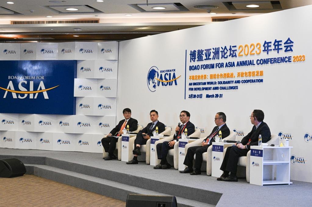 3月29日，博鳌亚洲论坛2023年年会举行“科技竞争与合作”分论坛。（新华社记者蒲晓旭摄）